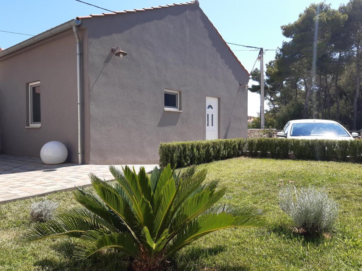 Holiday Home Don Zadar Bagian luar foto