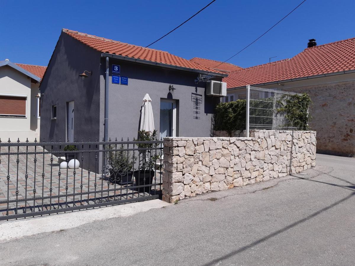 Holiday Home Don Zadar Bagian luar foto