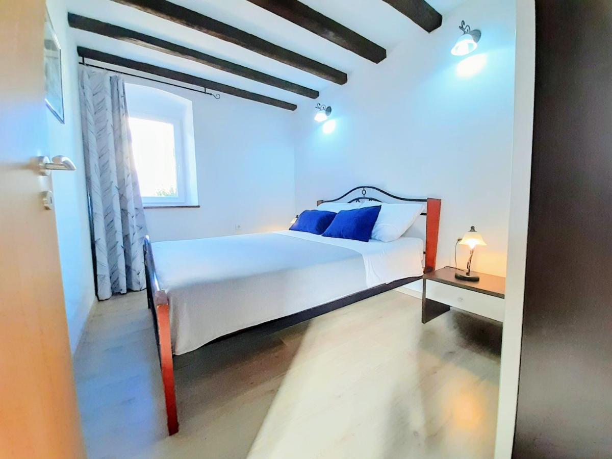 Holiday Home Don Zadar Bagian luar foto
