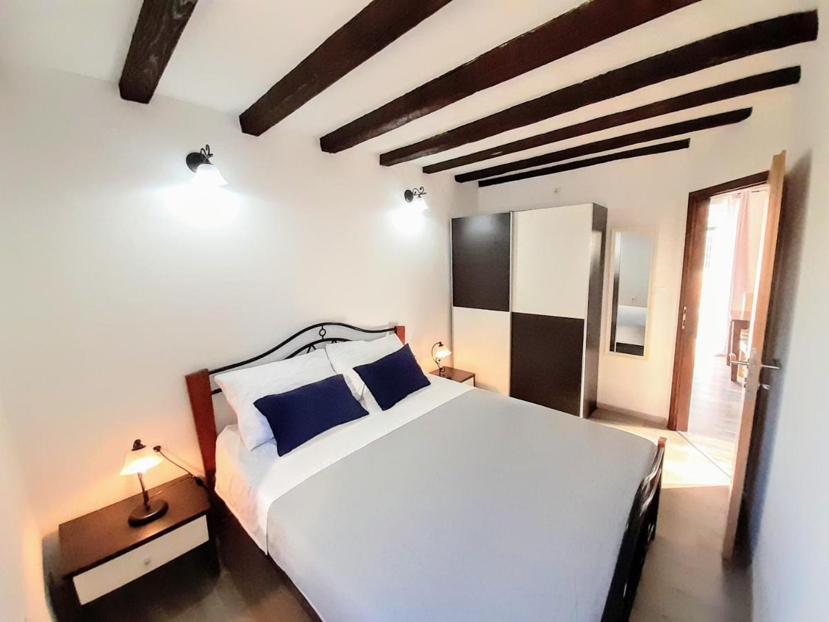 Holiday Home Don Zadar Bagian luar foto